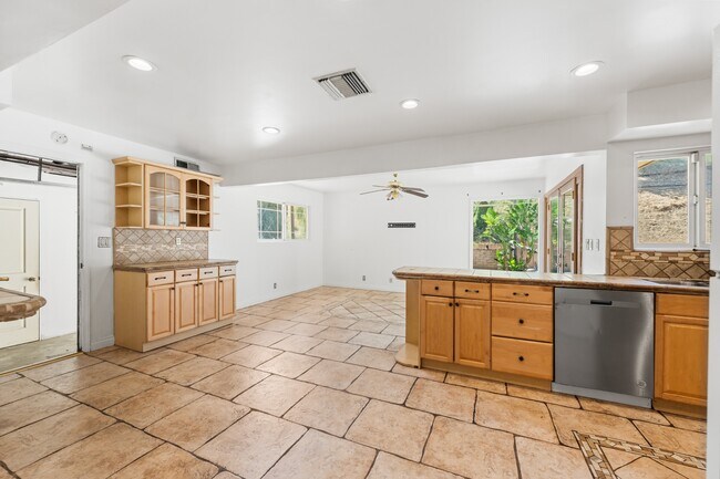 Building Photo - 8743 Topanga Canyon Blvd