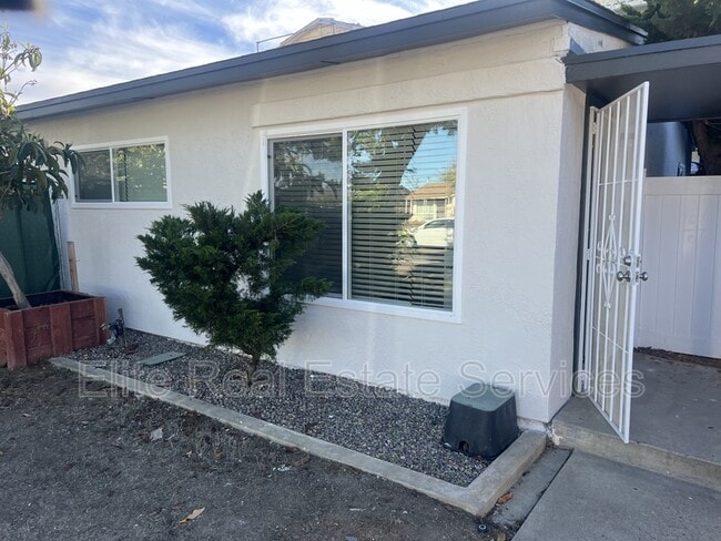 Primary Photo - 3311 Clairemont Mesa Blvd