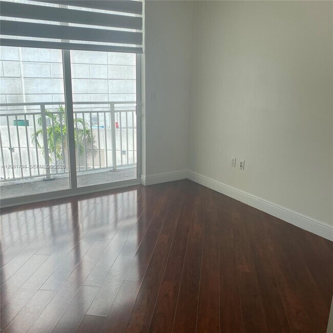 Building Photo - 7275 SW 90th Way