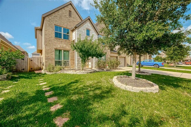 Building Photo - 13614 Lightning Falls Ln