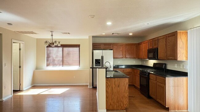 Building Photo - 6523 Mocha Brown Ct