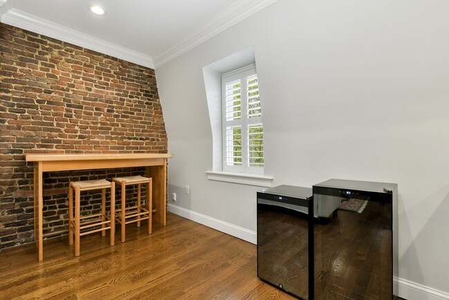 Building Photo - 1 Beckler Ave
