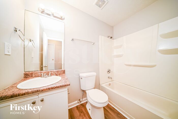 Building Photo - 3782 N Camp Creek Pkwy SW