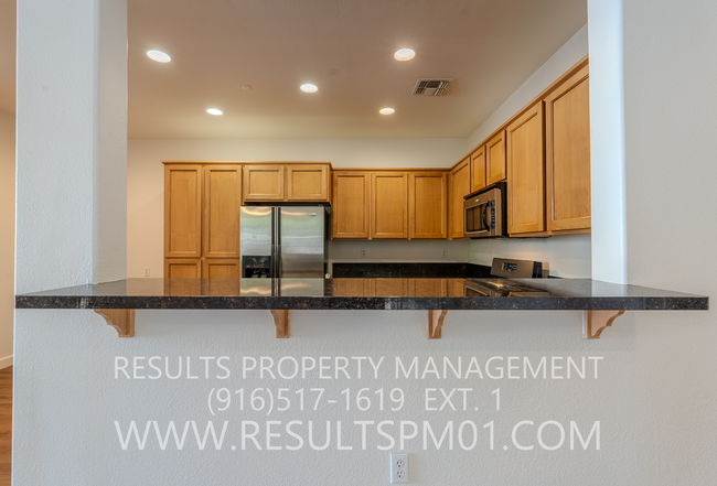 Building Photo - Spacious and Beautiful Folsom 4 Bedroom To...