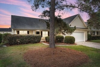 Building Photo - Leland Wedgewood at Lanvale community, Great open floor plan, on level, hardwoods, fire place, ma...