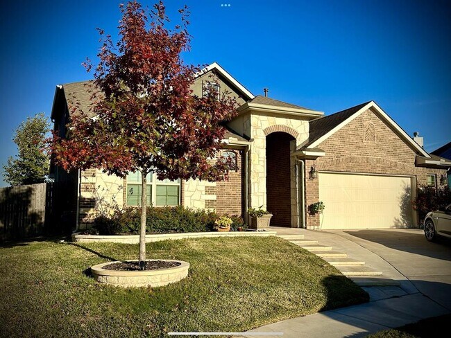 Building Photo - 409 Betony Lp
