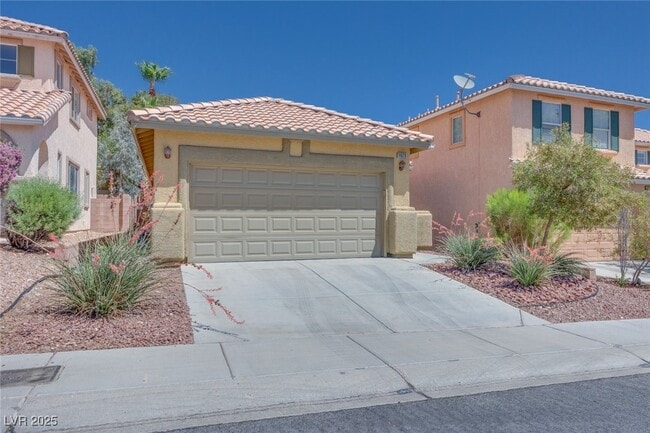 Primary Photo - 11020 Napa Ridge Dr