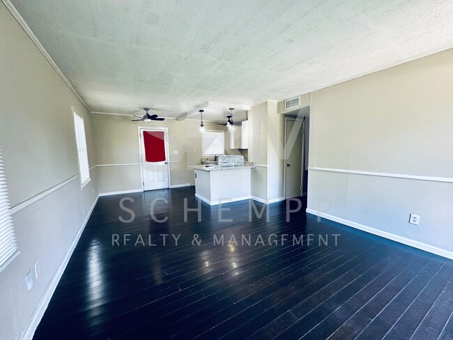 Building Photo - 2506 Fureen Dr