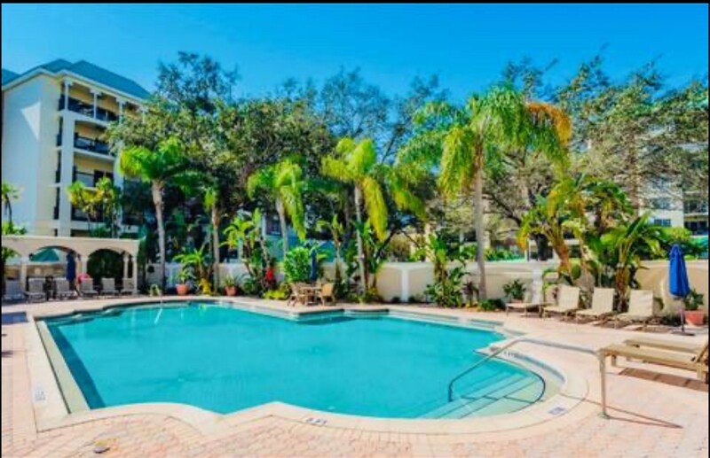 Building Photo - 501 Knights Run Ave