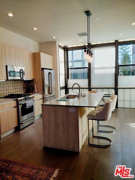 Building Photo - 1824 Redondo Blvd