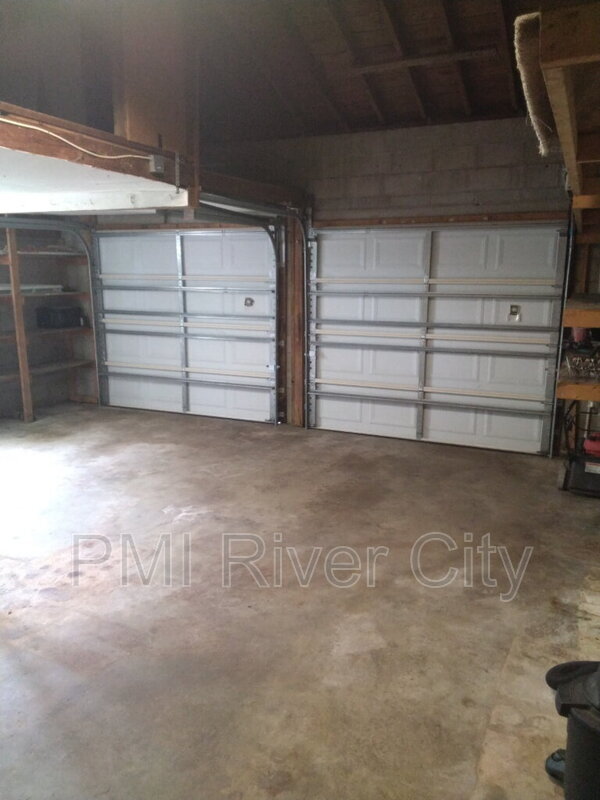 Building Photo - 2527 Emily Ln