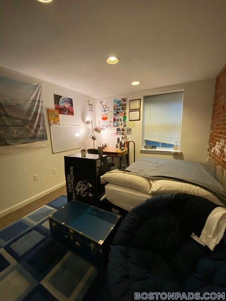 Building Photo - 480 Massachusetts Ave