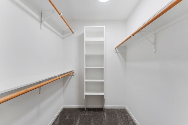 Building Photo - 622 Foster St