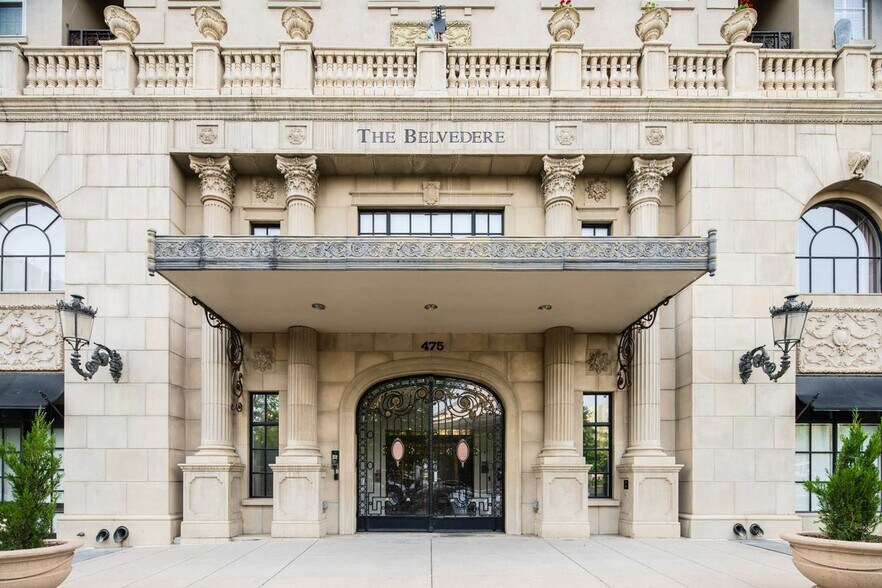 Primary Photo - 475 W 12th Ave