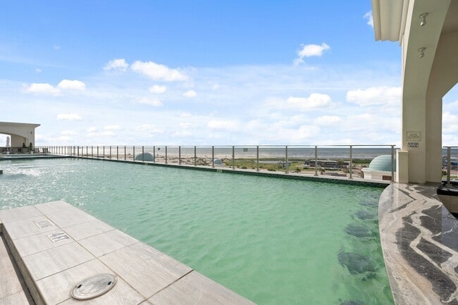 Building Photo - 500 Seawall Blvd