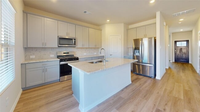 Building Photo - 2125 Dunbar Dr