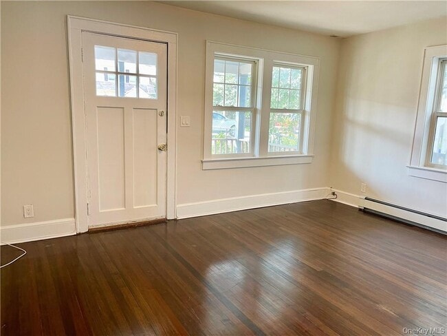 Building Photo - 227-229-229 S Ridge St