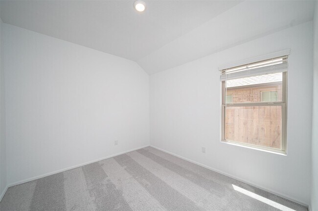 Building Photo - 18430 Cobalt Cove Ln