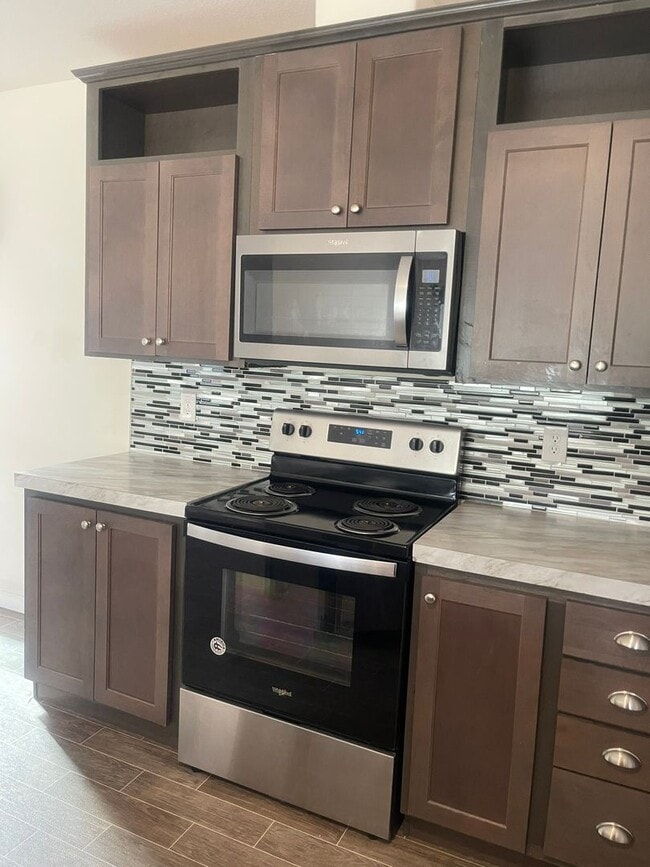 Building Photo - 3bed 2bath + bonus room, natural landscaping, Split Floor Plan Lower Magalia Paradise Pines