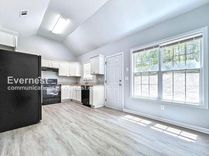 Building Photo - 1827 Belcher Pl SW