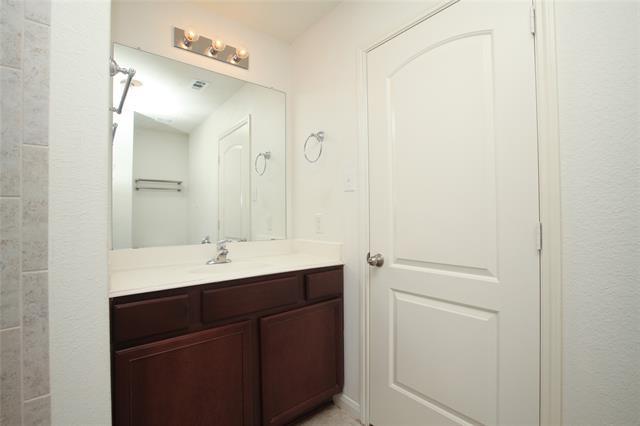 Building Photo - 1325 Englemann Dr