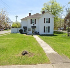 Building Photo - 602 W Main St