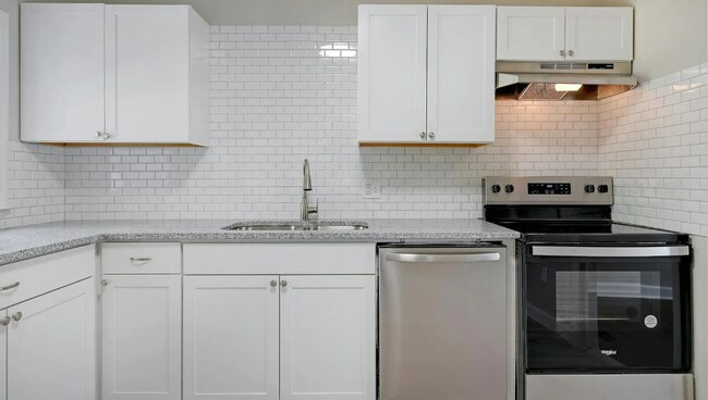 Building Photo - 505 Wright Ave