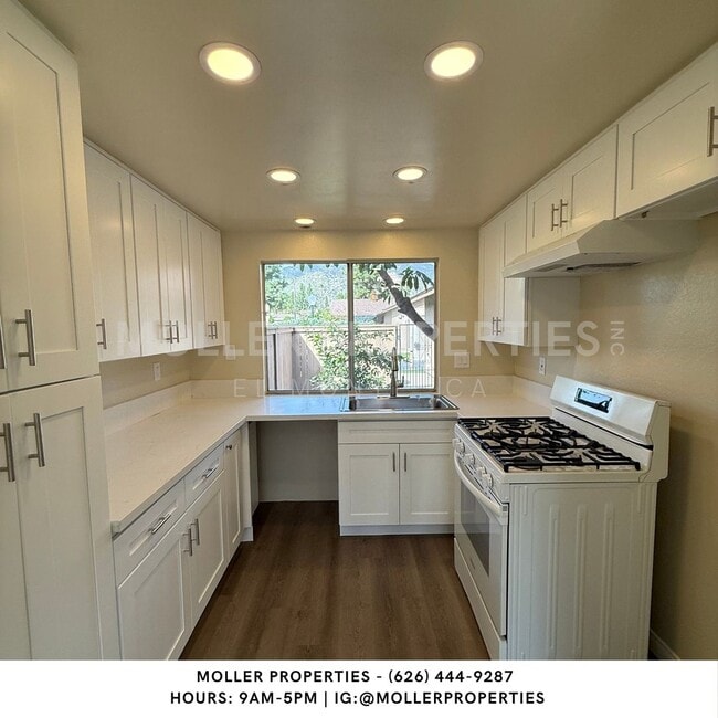 Building Photo - 590 N Laurel Valley Dr