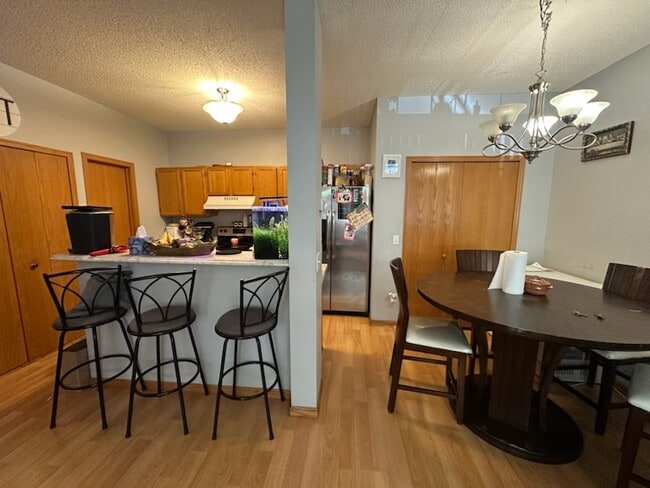 Building Photo - 3639 Vermilion Ct N