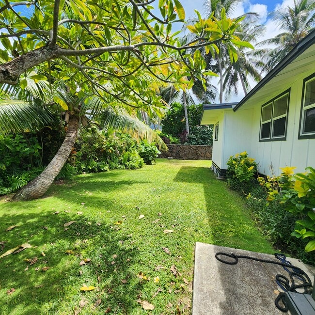 Building Photo - 53-930-930 Kamehameha Hwy