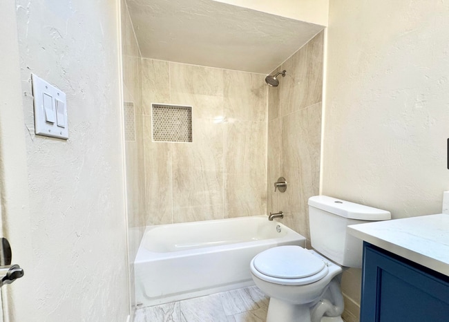 Building Photo - 4BR/2BA/2CP, 1698 sq.ft. rental in Sierra ...