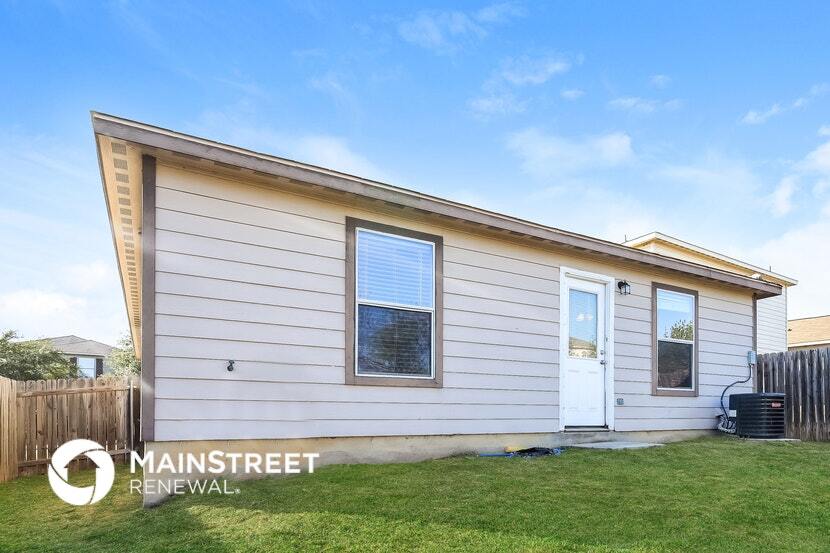 Building Photo - 5922 Hickory Canyon