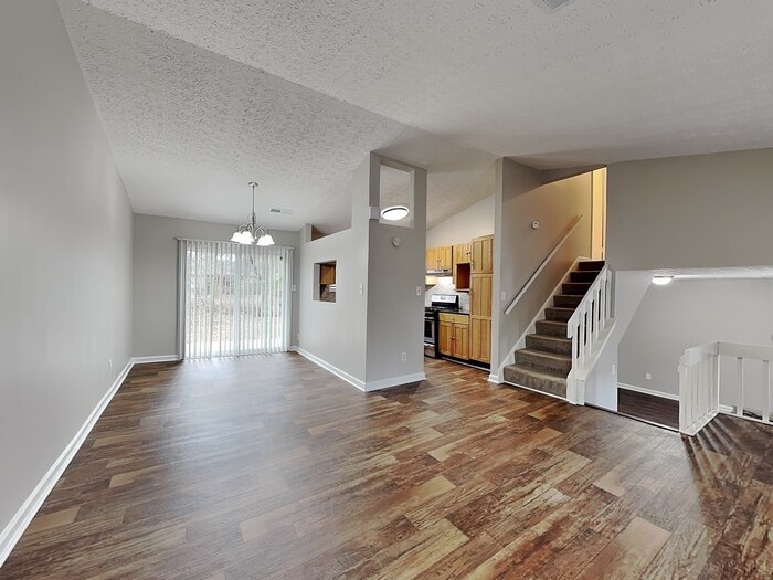 Building Photo - 5127 Galbraith Cir