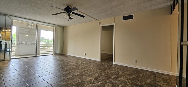 Building Photo - 403 NW 68th Ave
