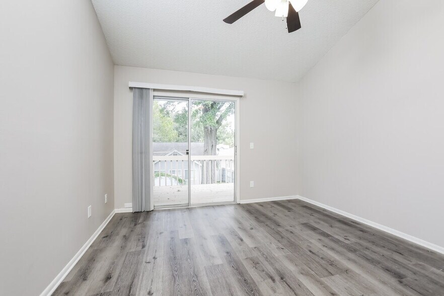 Building Photo - 1275 Pin Oak Dr