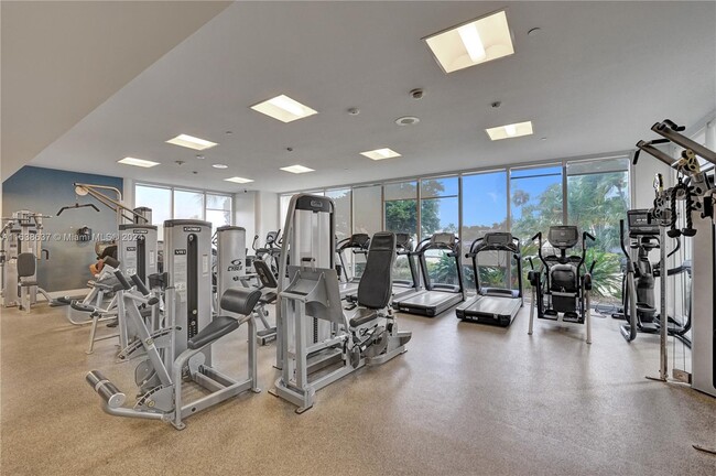 Amenities - 20201 E Country Club Dr