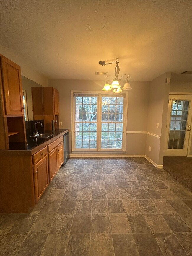 Building Photo - NORTH COLUMBUS