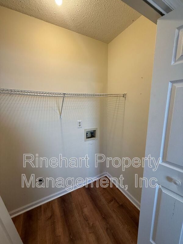 Building Photo - 1081 Cherry Meadow Ln