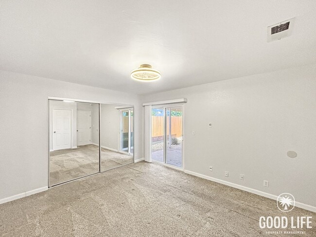 Building Photo - Beautiful 2BD/2BA Condo in El Cajon W/ A/C, W/D, Covered Back Patio, & Community Pool!