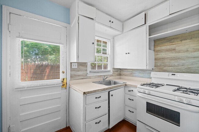Building Photo - 1608 29th St