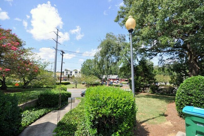 Building Photo - 2708 Dilworth Heights Ln