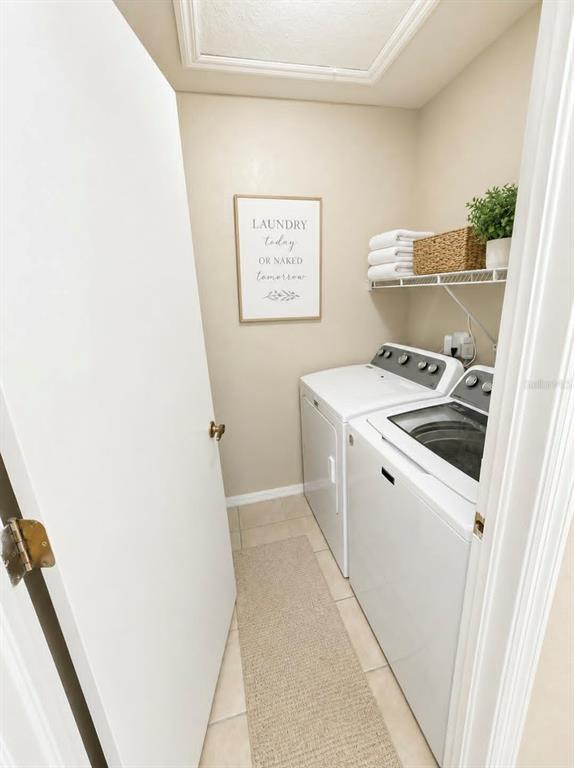 Building Photo - 1203 Saxony Cir