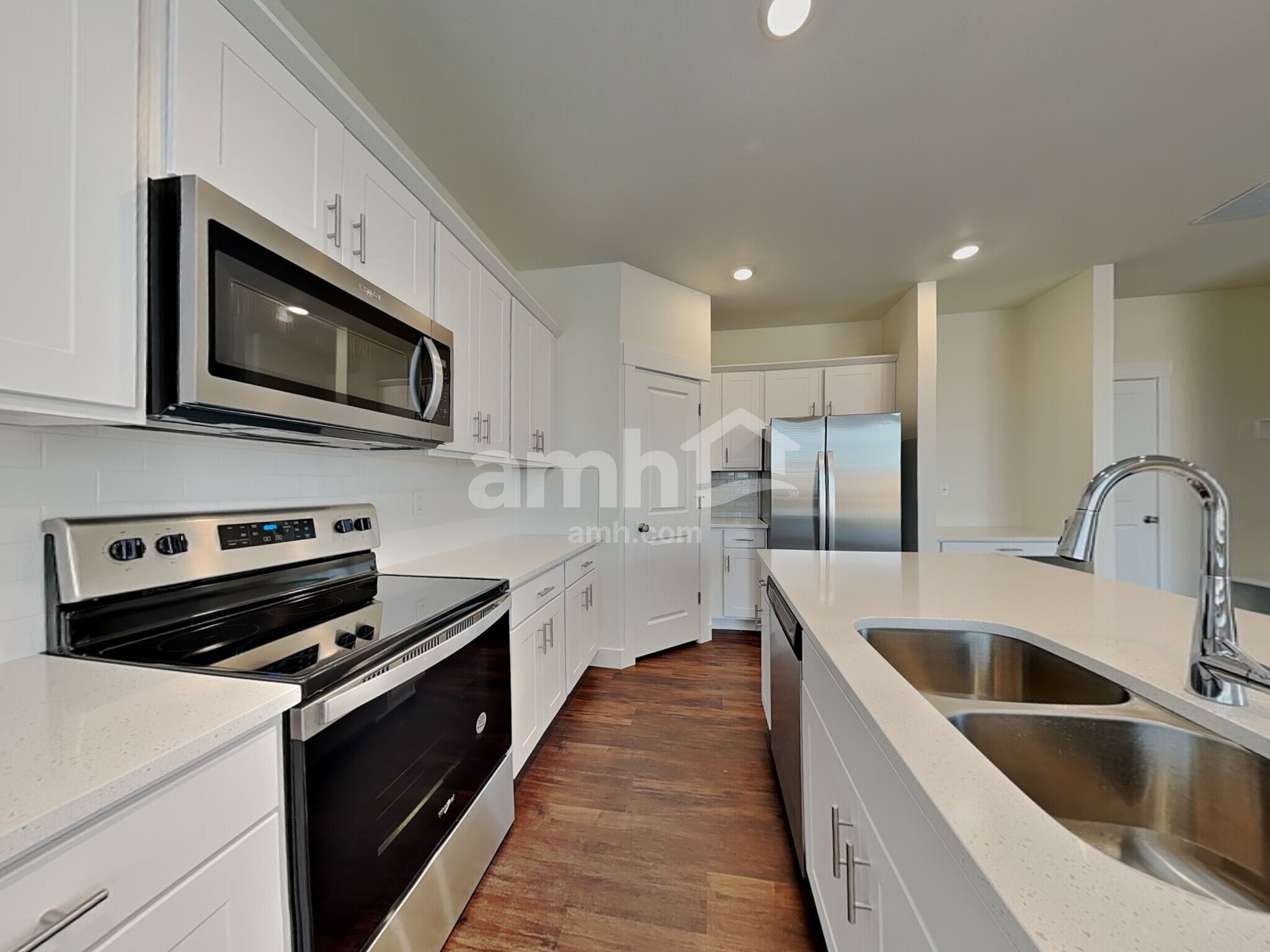 Building Photo - 11654 Broken Top Dr