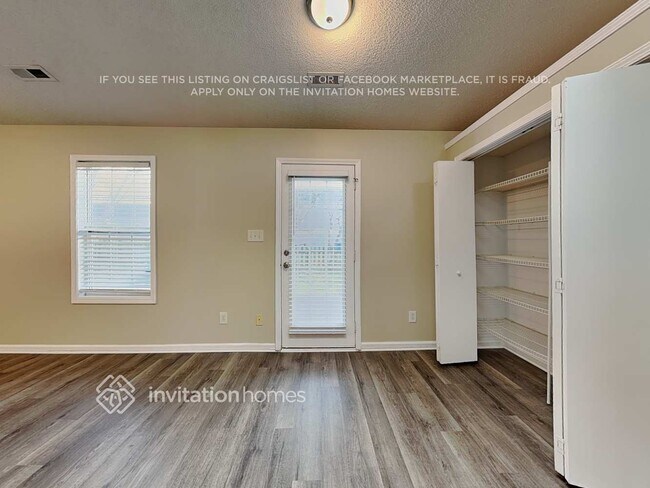 Building Photo - 5882 Culloden Ct