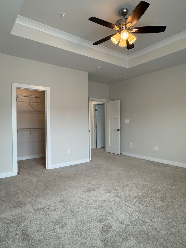 Building Photo - Stunning Greenleigh Home with 4 Bedrooms, 4.5 Baths & Designer Kitchen