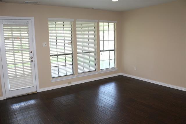 Building Photo - 4037 Leon Dr
