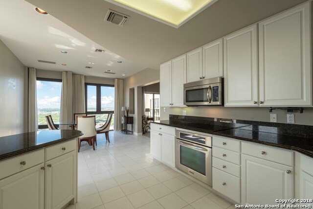 Building Photo - 7701 Wurzbach Rd