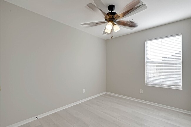 Building Photo - 5011 Redwing Brook Trail