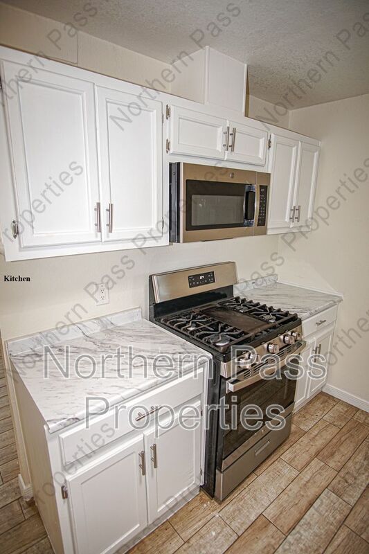 Building Photo - 601 Lafayette Dr