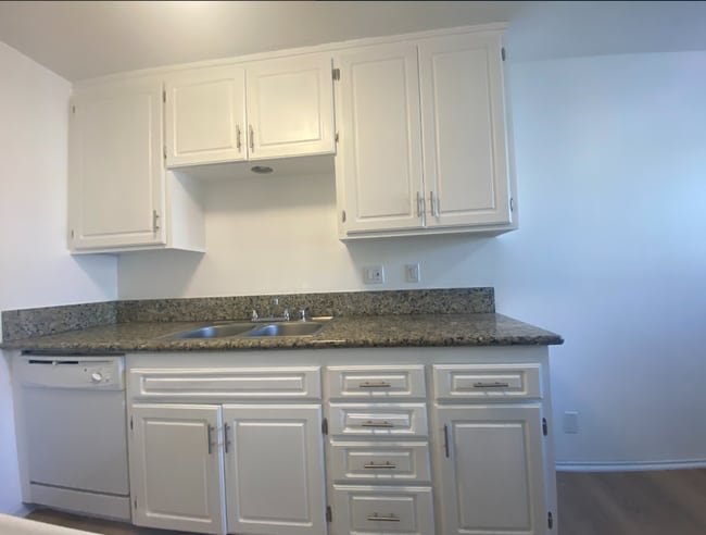 Floorplan - 5505 Ackerfield Ave. Long Beach, CA 90805